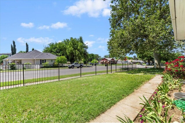 106 N 400 E, Kaysville, UT 84037 - view of yard