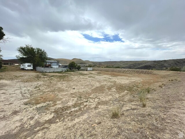 870 S 100 E, Wellington, UT 84542 - view of yard