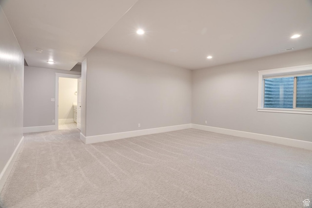 500 W Cascade Pkwy, Midway, UT 84049 - unfurnished room with light colored carpet, baseboards, recessed lighting, and a smoke detector