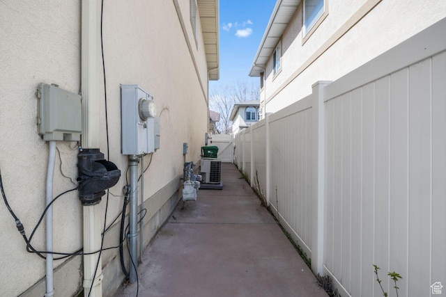 7819 S Spruce Tree Ln, Sandy, UT 84094 - view of property exterior with stucco siding