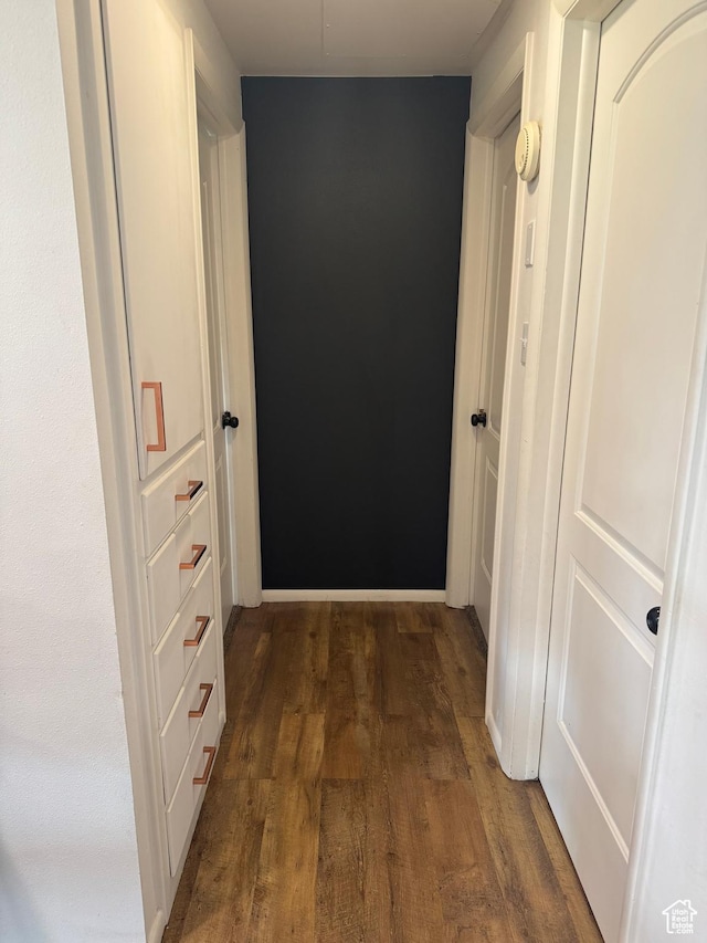 485 N 300 E, Nephi, UT 84648 - hallway with wood finished floors