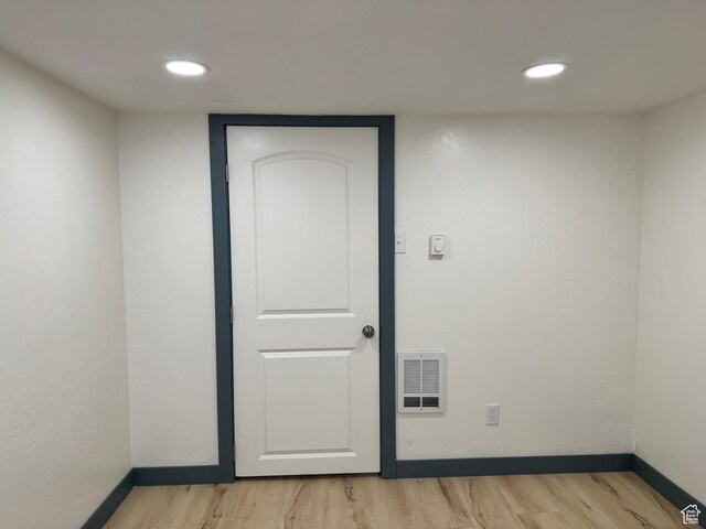 559 E Harmston Ave, Roosevelt, UT 84066 - unfurnished room featuring light wood-style floors, baseboards, and recessed lighting