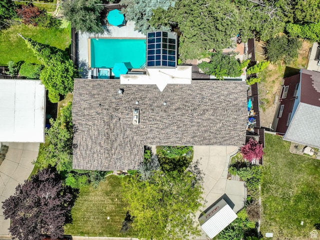 2967 E Branch Dr S, Holladay, UT 84117 - view of subject property with a pool area