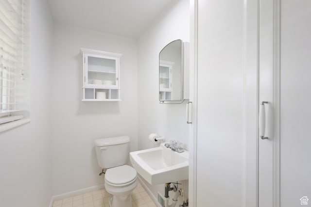 533 N 700 E, Orem, UT 84097 - bathroom with a sink, toilet, and baseboards
