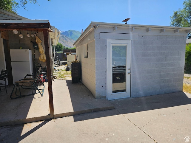 920 N 100 E, Pleasant Grove, UT 84062 - view of outbuilding featuring a mountain view