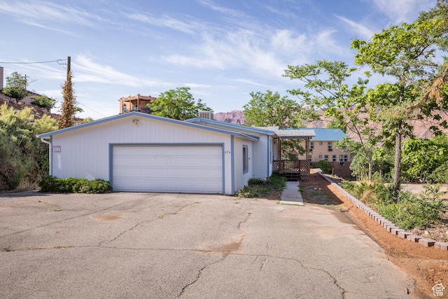 454 E 100 N, Moab, UT 84532 - view of front of property featuring a garage