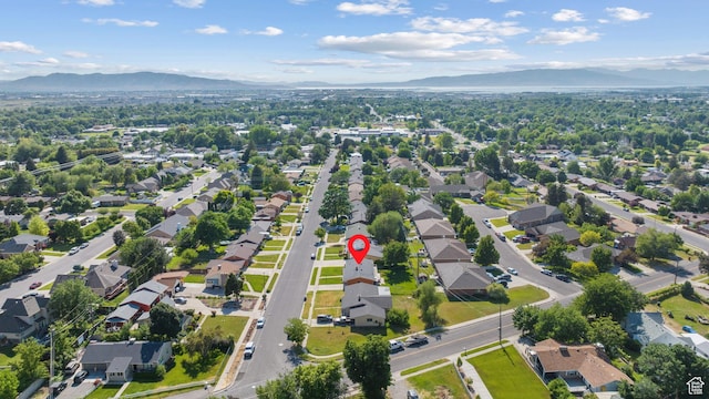 1185 E Hillcrest Dr, Springville, UT 84663 - aerial view of property and surrounding area featuring mountains and nearby suburban area