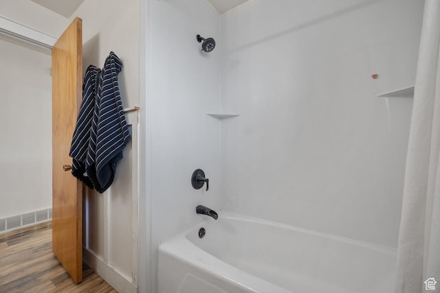 1185 E Hillcrest Dr, Springville, UT 84663 - bathroom with shower / tub combo and wood finished floors