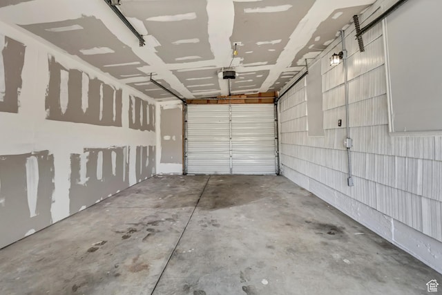 8689 W Edith Dr, Magna, UT 84044 - garage with a garage door opener
