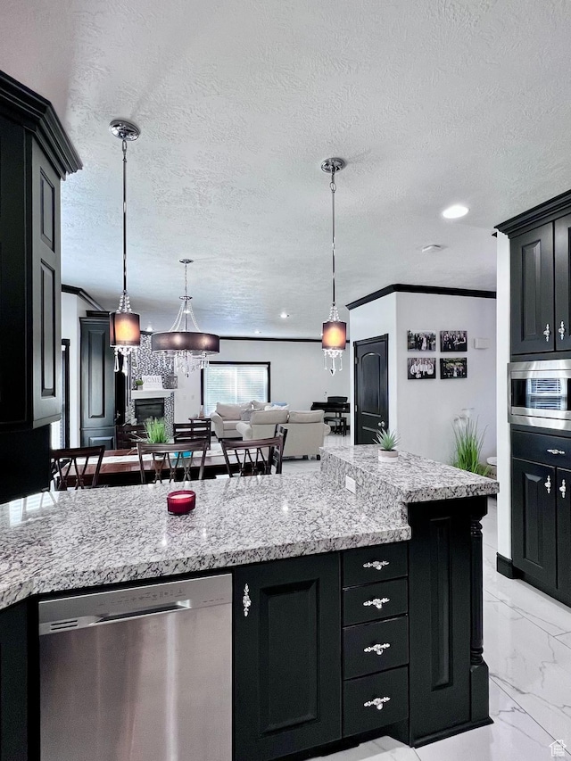 4433 Devonshire Dr W, Bountiful, UT 84010 - kitchen featuring stainless steel appliances, dark cabinetry, open floor plan, light marble finish floors, and a textured ceiling