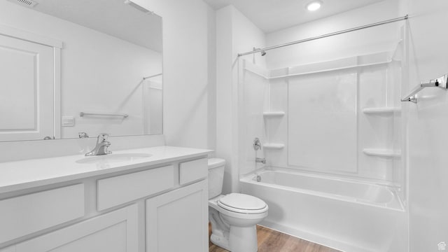 104 N Kelp Ln Unit 2310, Saratoga Springs, UT 84045 - full bath with shower / bathtub combination, toilet, wood finished floors, vanity, and recessed lighting
