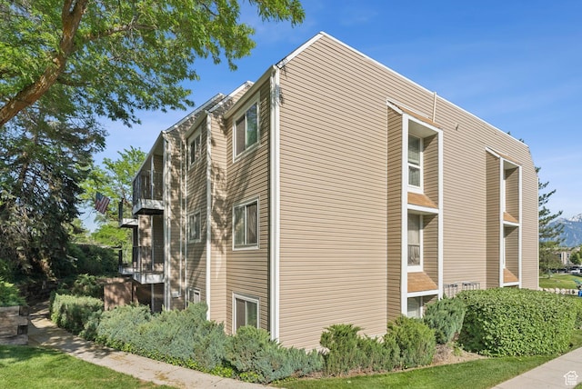 1044 E Quail Park Dr S Unit C, Millcreek, UT 84117 - view of side of property