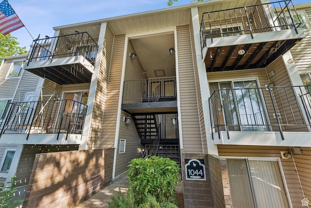1044 E Quail Park Dr S Unit C, Millcreek, UT 84117 - view of property with stairs