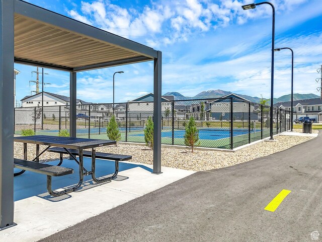 1323 S 3540 E, Spanish Fork, UT 84660 - surrounding community with a tennis court and a mountain view
