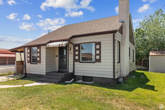 105 N 100 W, Richfield, UT 84701 - bungalow-style house featuring a chimney and roof with shingles