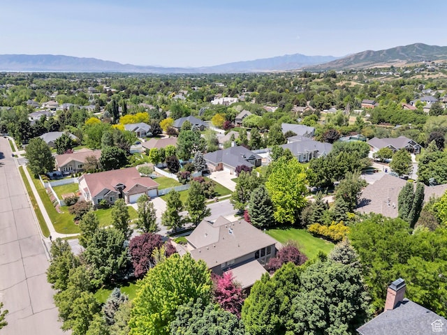 719 E Hampton Ct N, Alpine, UT 84004 - aerial view of residential area featuring a mountainous background