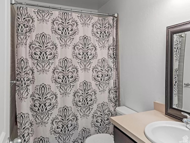 5103 W Laureston Way, Herriman, UT 84096 - full bath with toilet, vanity, and curtained shower