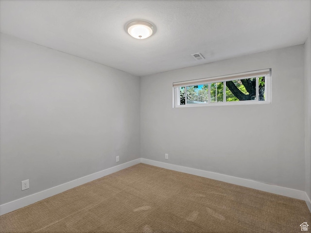 1555 E Fieldcrest Ln, Holladay, UT 84117 - unfurnished room with baseboards and light colored carpet