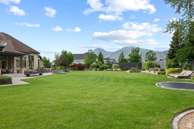1827 S Hillcrest Cir, Mapleton, UT 84664 - view of home's community featuring a mountain view and a patio