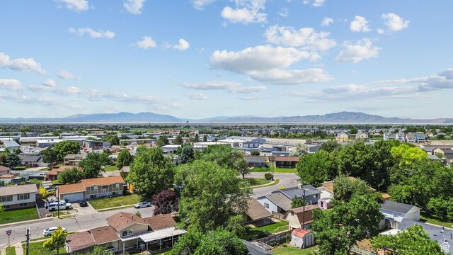 1522 W 1200 N, Layton, UT 84041 - aerial perspective of suburban area featuring mountains