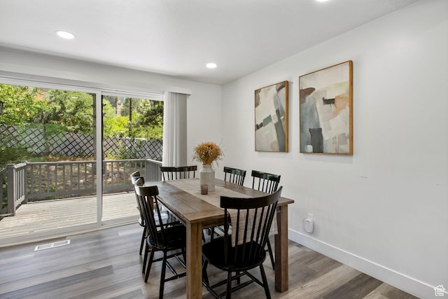 8485 S 1575 E, Sandy, UT 84093 - dining room featuring wood finished floors, baseboards, and recessed lighting