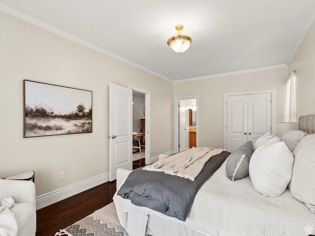 1146 E Harvard Ave S, Salt Lake City, UT 84105 - bedroom featuring crown molding, dark wood-style floors, baseboards, a closet, and connected bathroom
