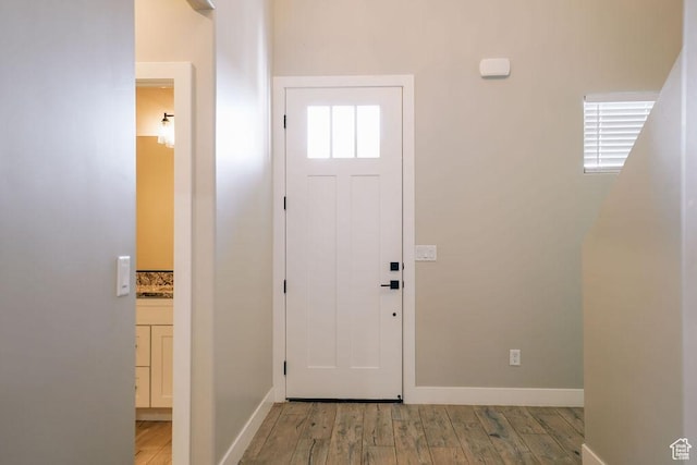 583 N Staci Dr, Hurricane, UT 84737 - foyer featuring light wood-style floors and baseboards