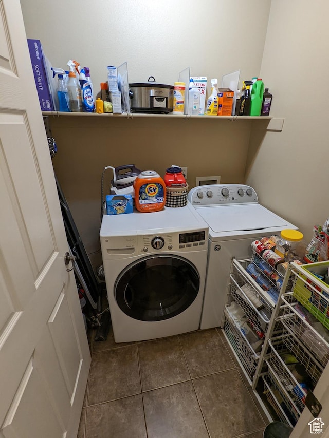 1043 Canyon Meadow Dr Unit 2, Provo, UT 84606 - laundry area featuring washer and dryer and tile patterned floors