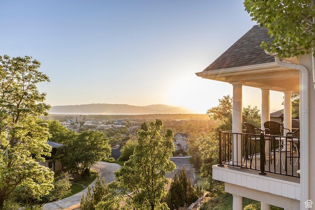 1559 E Oak Cliff Dr N, Provo, UT 84604 - view of mountain background