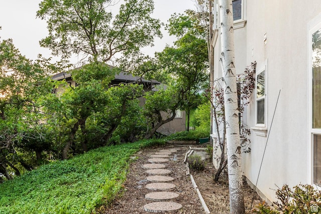 1559 E Oak Cliff Dr N, Provo, UT 84604 - view of yard