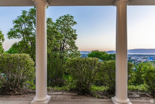 1559 E Oak Cliff Dr N, Provo, UT 84604 - view of patio terrace at dusk
