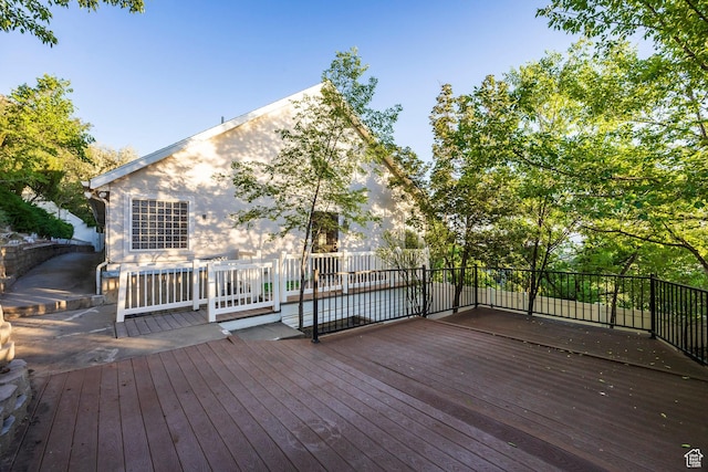1559 E Oak Cliff Dr N, Provo, UT 84604 - view of wooden terrace