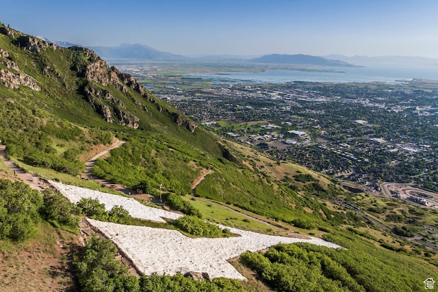 1559 E Oak Cliff Dr N, Provo, UT 84604 - aerial view of property and surrounding area with mountains