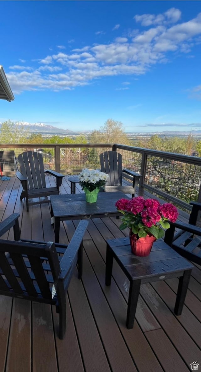 3599 E Oakview Dr, Millcreek, UT 84124 - wooden terrace featuring a mountain view