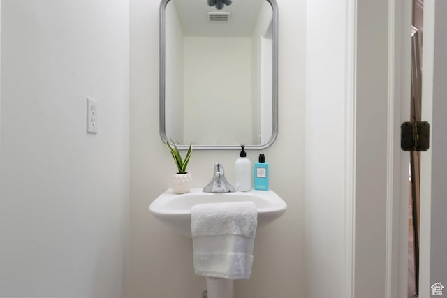 1559 W Alsace Way, West Valley City, UT 84119 - view of bathroom