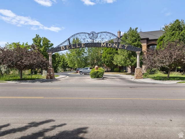 518 S 2150 W Unit 202, Pleasant Grove, UT 84062 - view of asphalt street featuring curbs and sidewalks