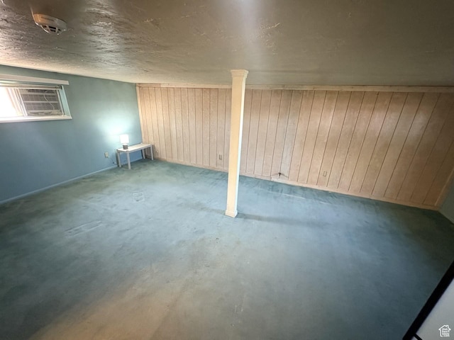 391 N 100 W, Delta, UT 84624 - empty room featuring wooden walls