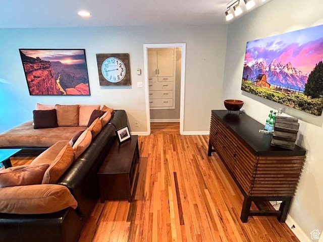 2326 E 1700 S, Salt Lake City, UT 84108 - living room featuring light wood-style floors, baseboards, and recessed lighting