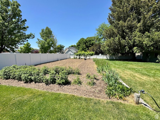 6209 W 9600 N, Highland, UT 84003 - view of yard
