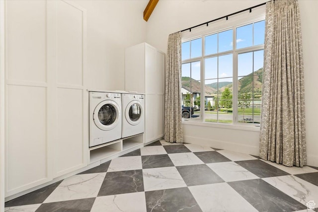 478 S Maple Lakes Dr, Mapleton, UT 84664 - laundry area featuring separate washer and dryer and baseboards