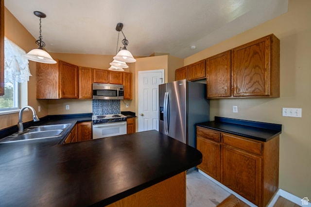 4213 S 2850 W, Roy, UT 84067 - kitchen with stainless steel appliances, a sink, and dark countertops