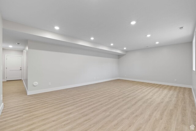 915 E 2100 N, North Ogden, UT 84414 - unfurnished room with baseboards, light wood-style flooring, and recessed lighting