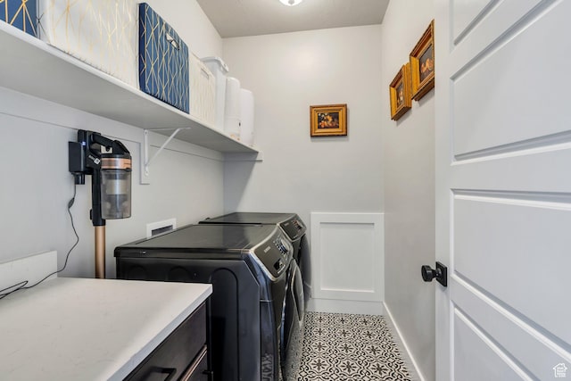 15058 S Spring Canyon Dr, Herriman, UT 84096 - laundry area with washer and dryer and tile patterned floors