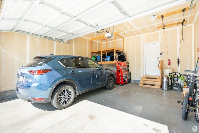 2534 S 2200 W, West Haven, UT 84401 - garage with a garage door opener