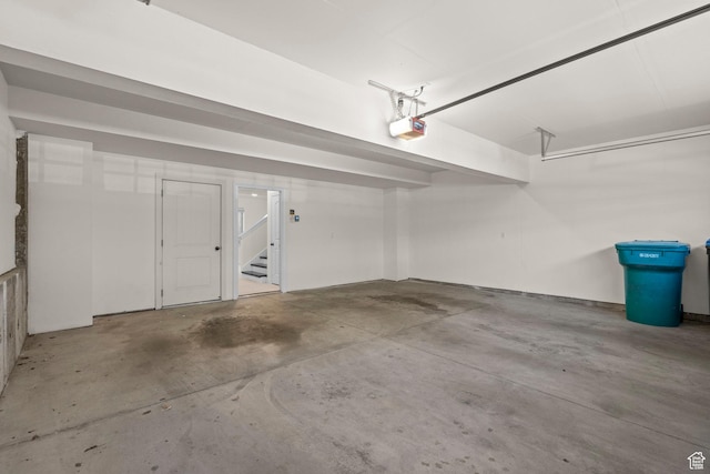 923 W 965 N, Orem, UT 84057 - garage with a garage door opener