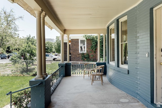 336 S Douglas St S, Salt Lake City, UT 84102 - view of covered porch