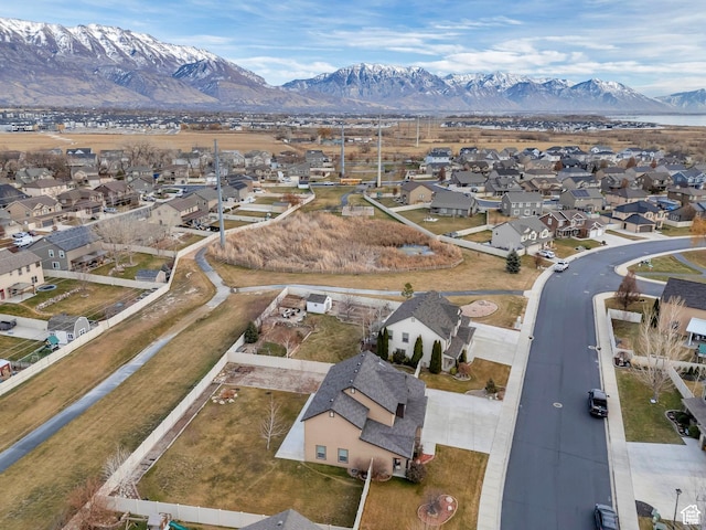 685 E Bullrush Pkwy E, Lehi, UT 84043 - view of property location featuring nearby suburban area and a mountain backdrop