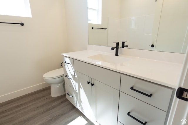 336 W Rosie Loop Unit 45W, Cedar City, UT 84721 - bathroom with vanity and wood finished floors