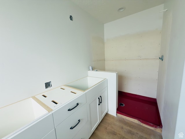 572 S 1340 E, Payson, UT 84651 - laundry area featuring light wood-type flooring