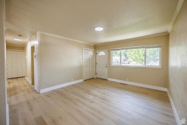 1814 W 80 S, Provo, UT 84601 - foyer featuring ornamental molding, light wood-type flooring, and baseboards